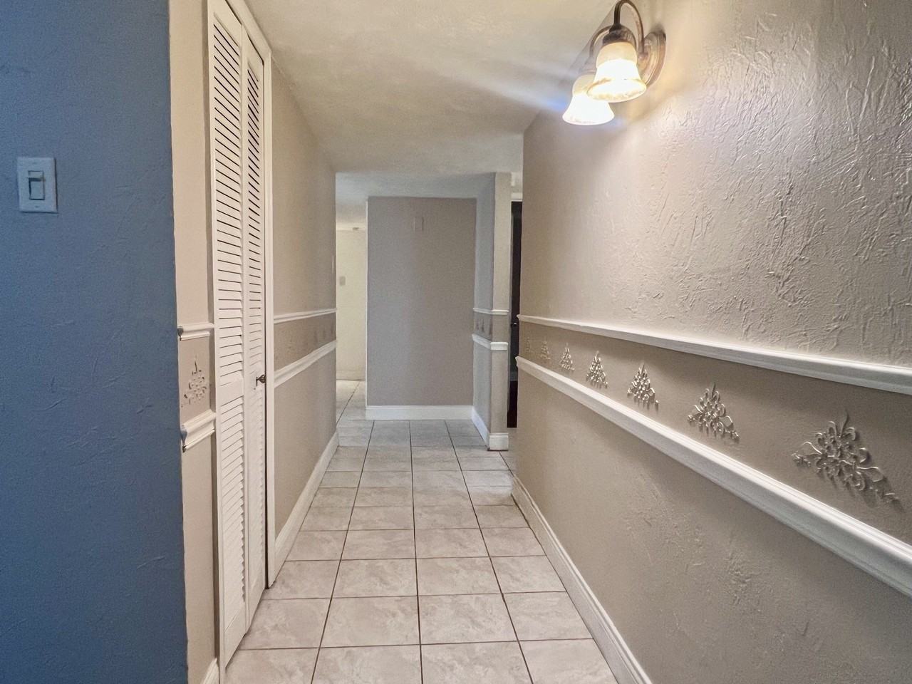 3925 Villa Downs Dr - Photo 2 of 15