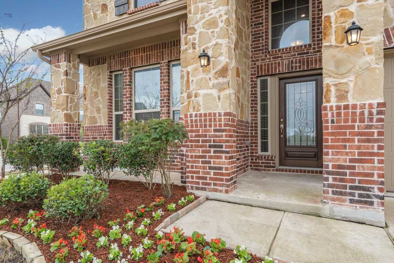 16716 Central Garden Ln - Photo 4 of 28