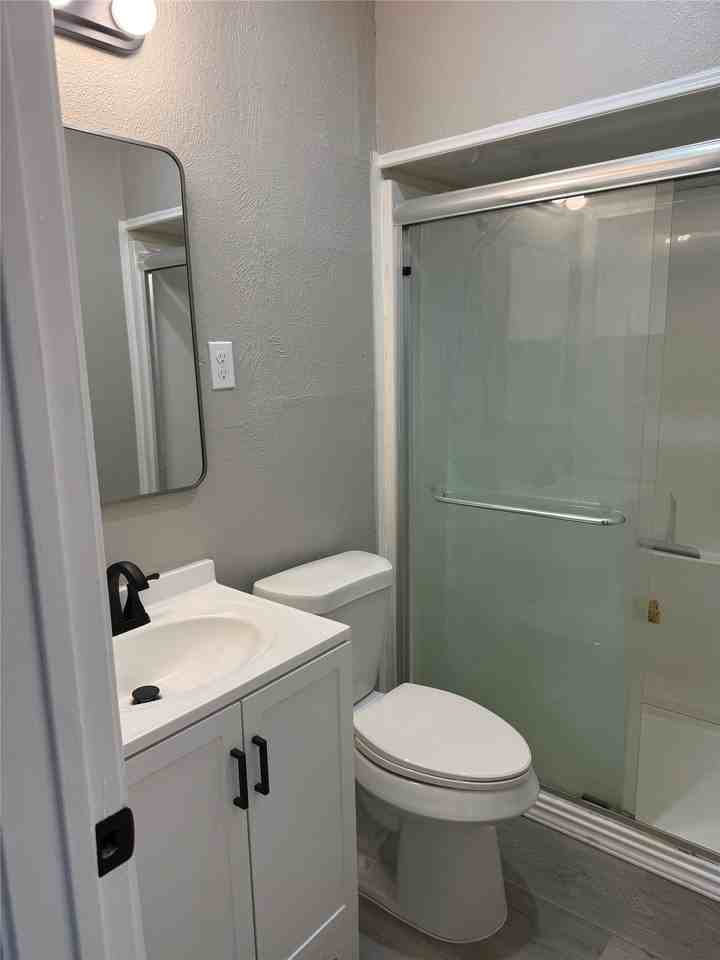 2519 W 8th Ave - Photo 7 of 8