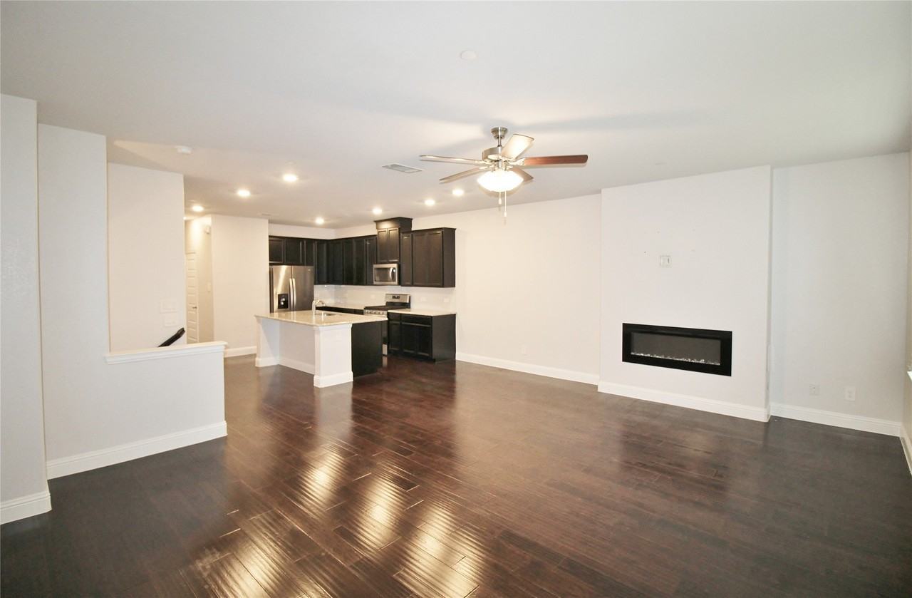 7836 Manilla Dr - Photo 4 of 26