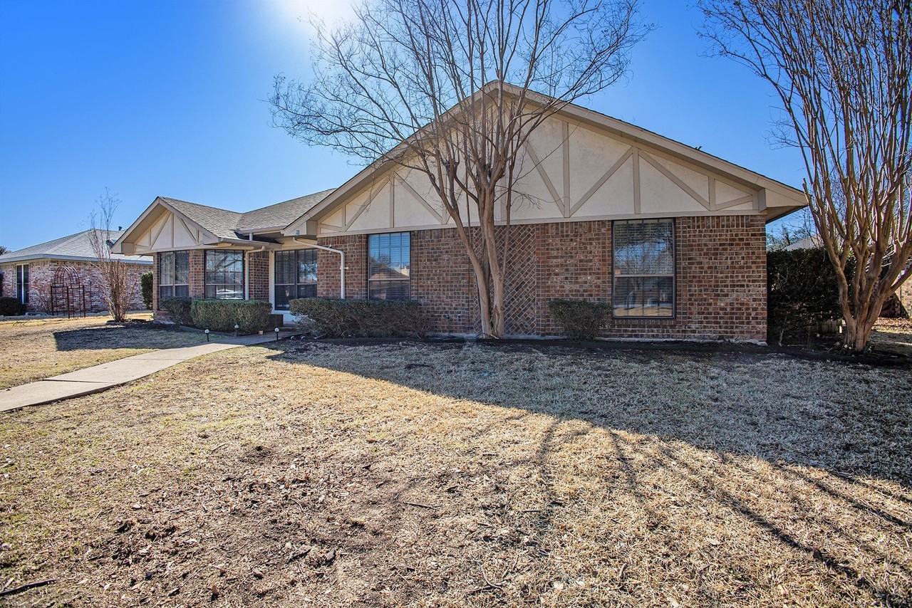 3204 Anchor Dr - Photo 3 of 18