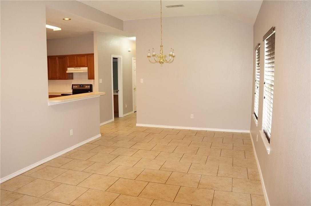 5920 Lovingham Ct - Photo 3 of 16