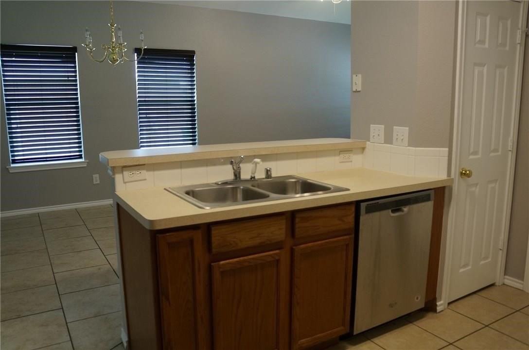 5920 Lovingham Ct - Photo 4 of 16