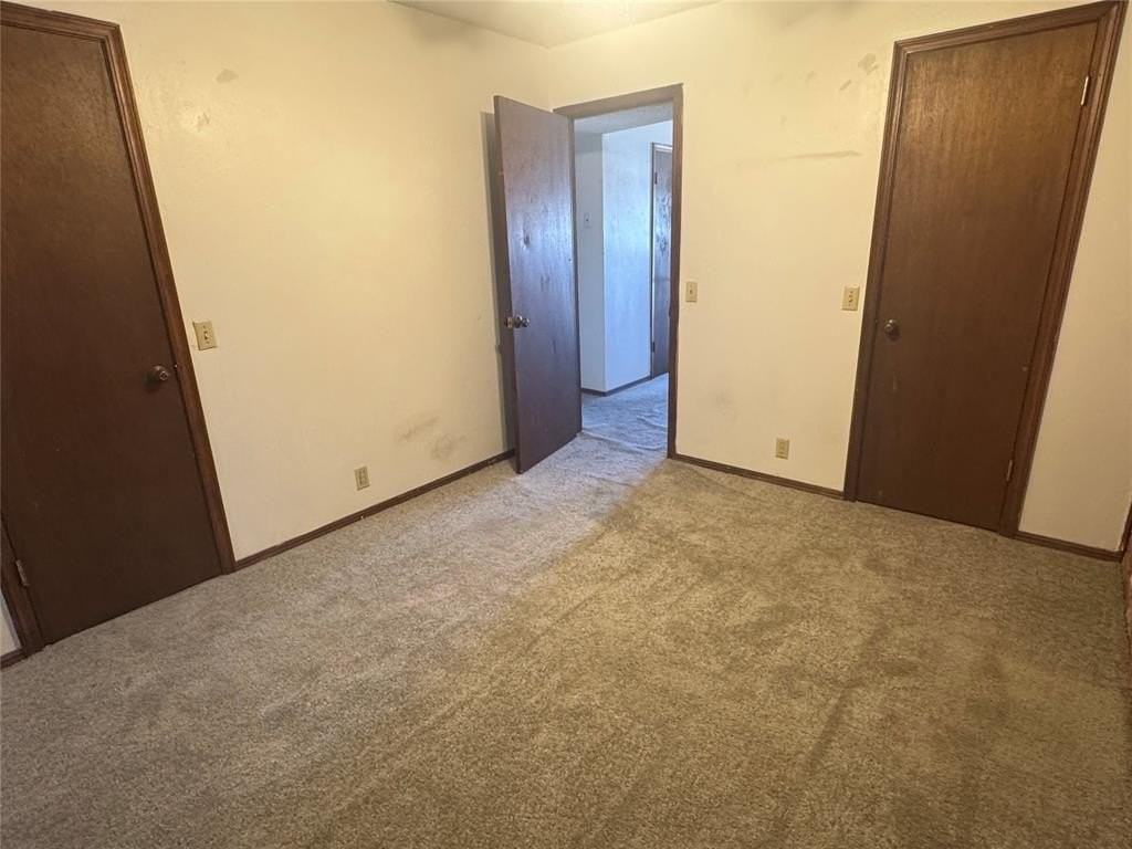 1324 Meadow Ln - Photo 3 of 5