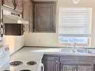 700 W Davis Ave - Photo 4 of 6