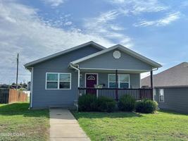 featured image of 2407 S Wall Ave