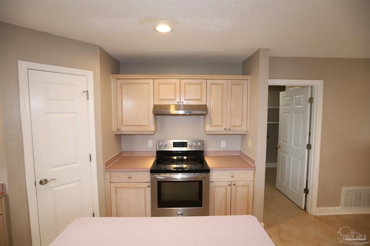 2130 Coral Creek Dr - Photo 7 of 27