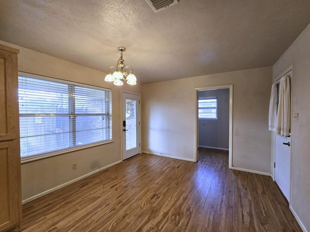 2507 Camarie Ave - Photo 6 of 25