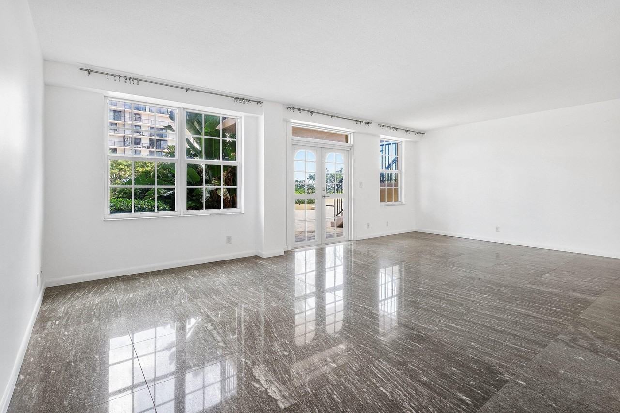 3475 S Ocean Blvd #1100 - Photo 4 of 35