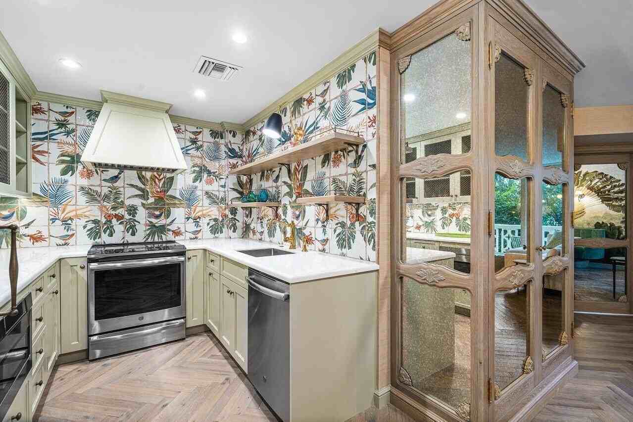 227 Brazilian Ave #0050 - Photo 3 of 13