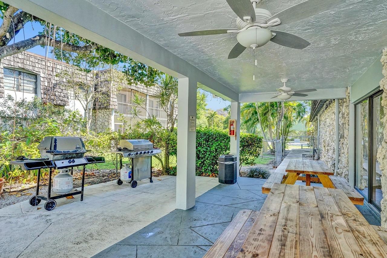 3119 Oakland Shores Dr - Photo 4 of 5