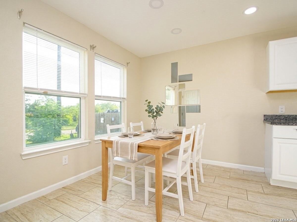 1630 Peck Ave - Photo 5 of 15