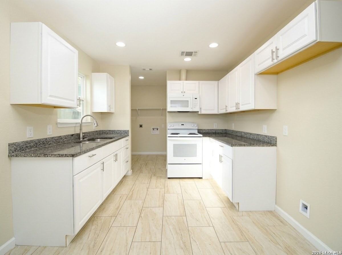 1630 Peck Ave - Photo 6 of 15