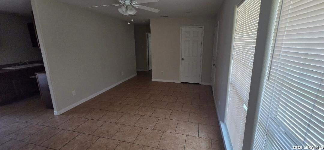 519 E Bonner Ave - Photo 5 of 13