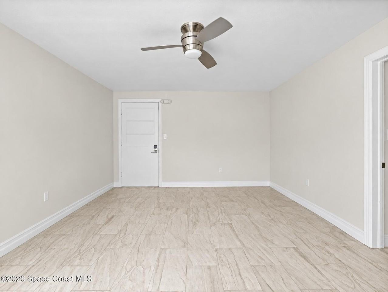 1630 S Atlantic Ave #3 - Photo 3 of 15