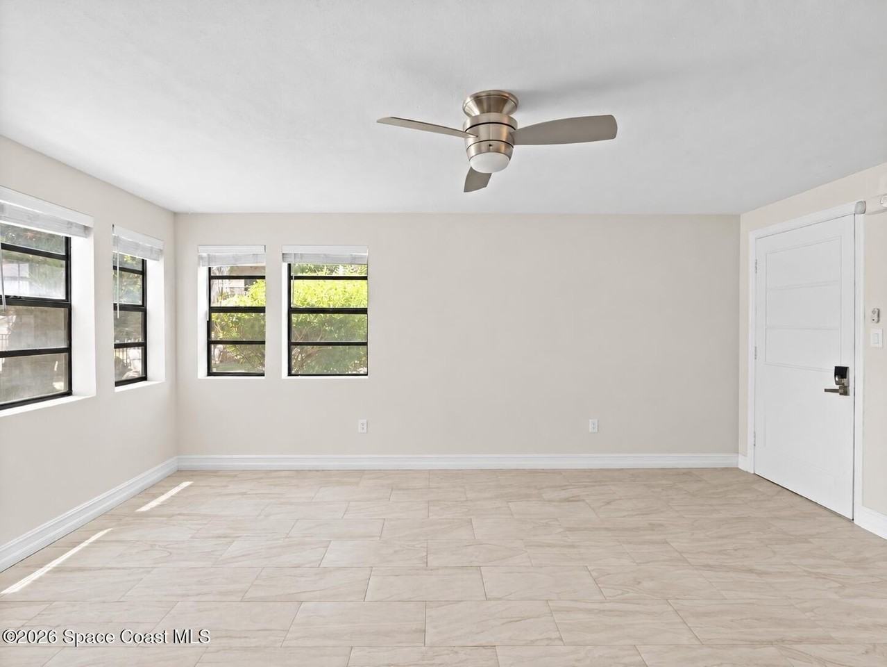 1630 S Atlantic Ave #3 - Photo 4 of 15