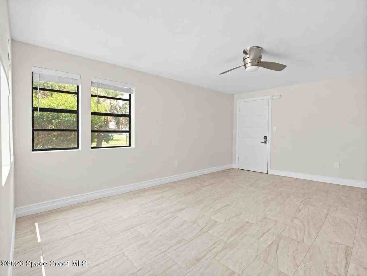 1630 S Atlantic Ave #3 - Photo 5 of 15