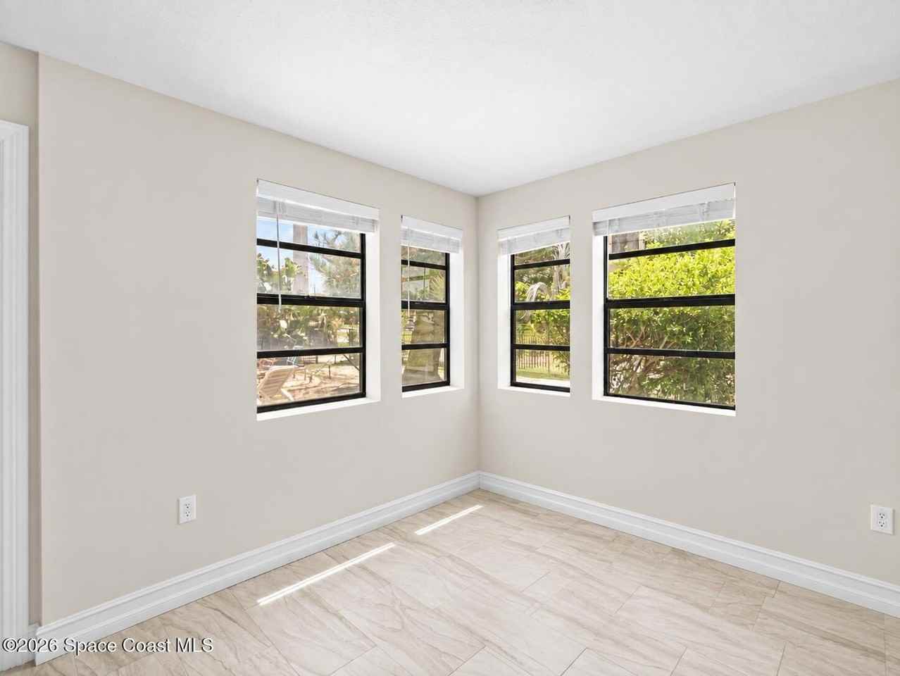 1630 S Atlantic Ave #3 - Photo 6 of 15