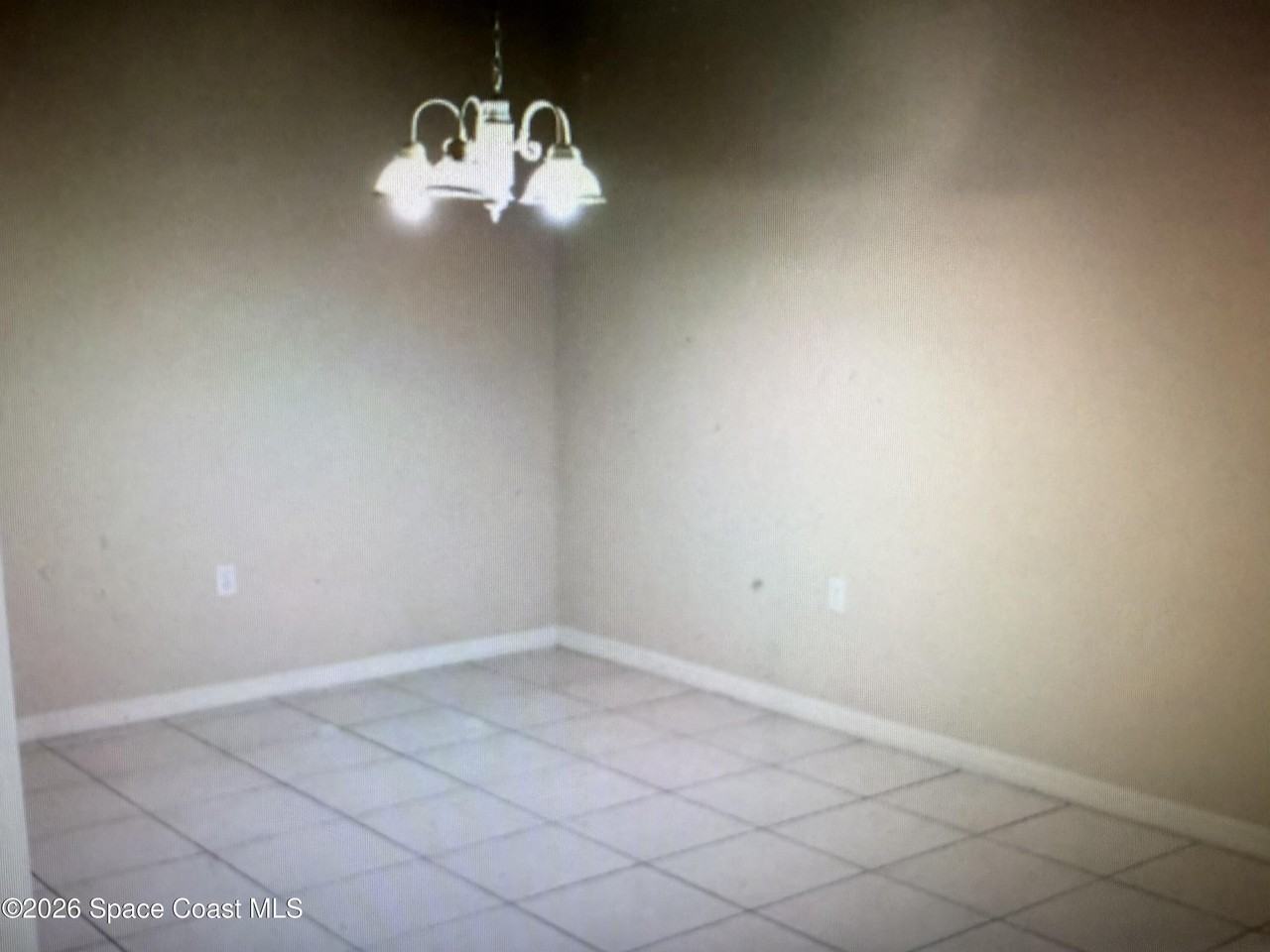 500 Wedge Ct Se - Photo 3 of 7
