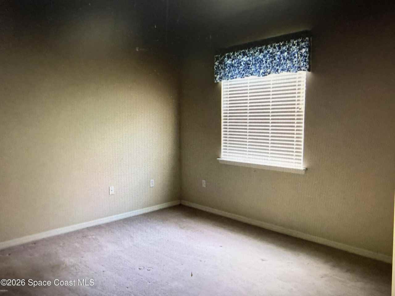 500 Wedge Ct Se - Photo 4 of 7