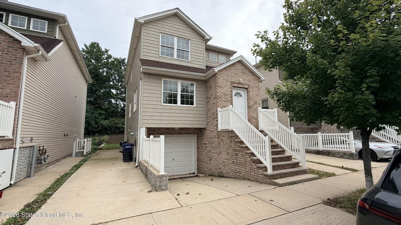 38 Riverside Ln - Photo 2 of 7