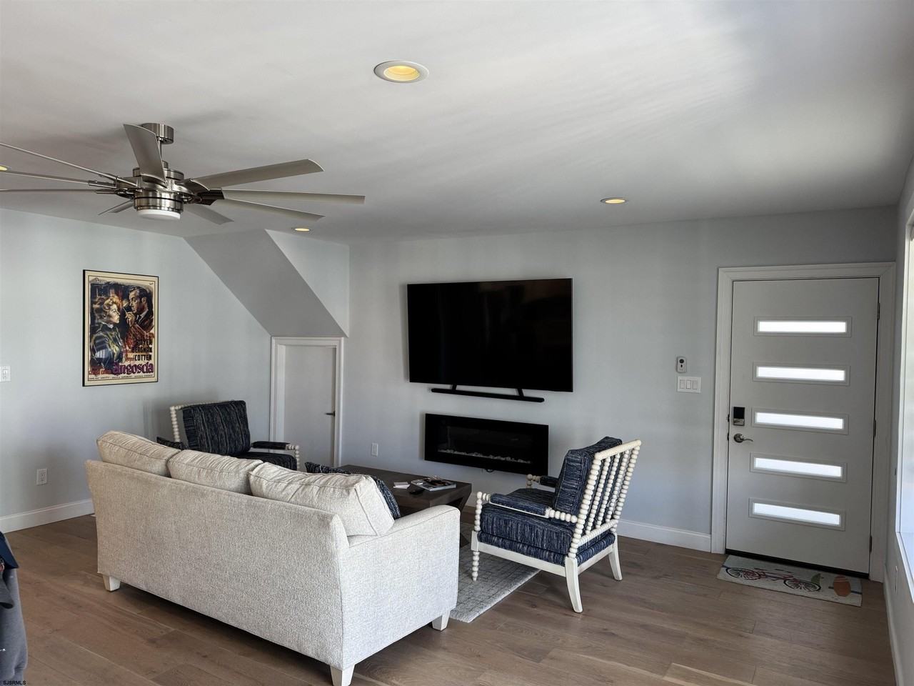 17A N Wyoming Ave #17A - Photo 3 of 16