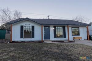 featured image of 2003 Castle Gate Cir