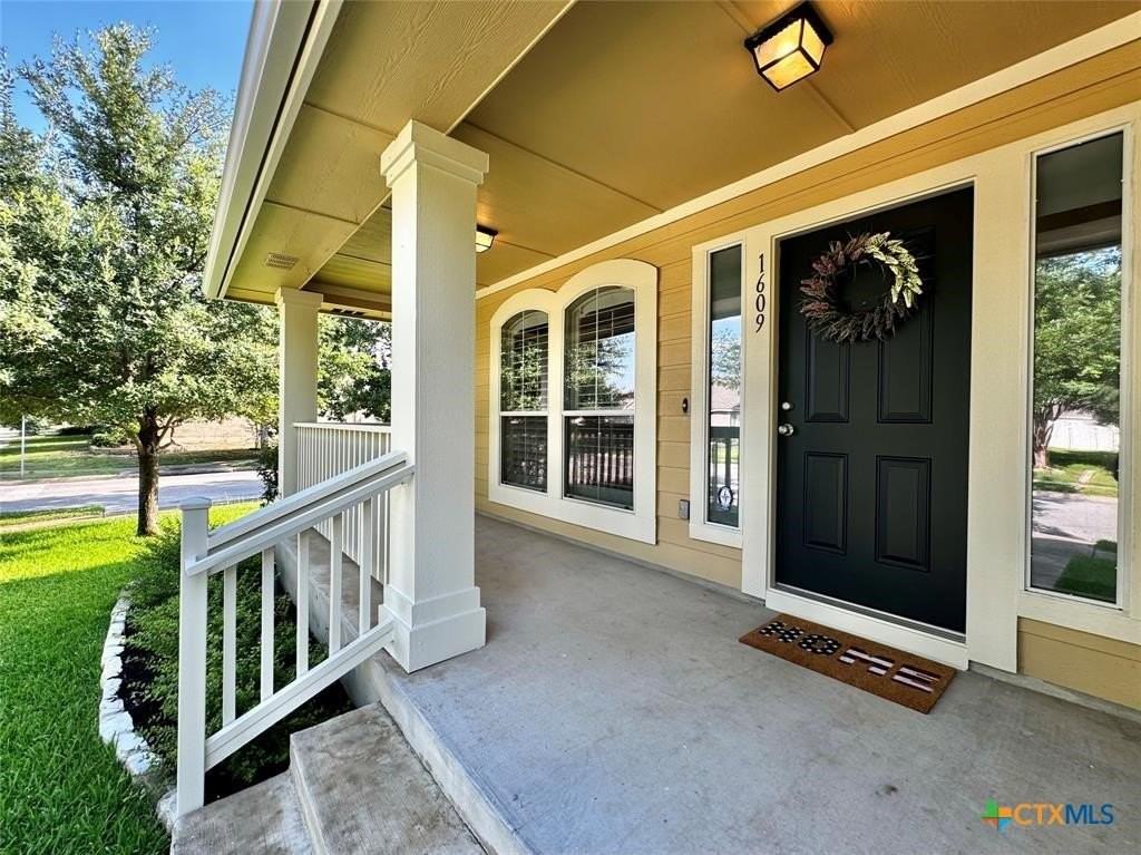 1609 Colorado Bend Dr - Photo 3 of 40