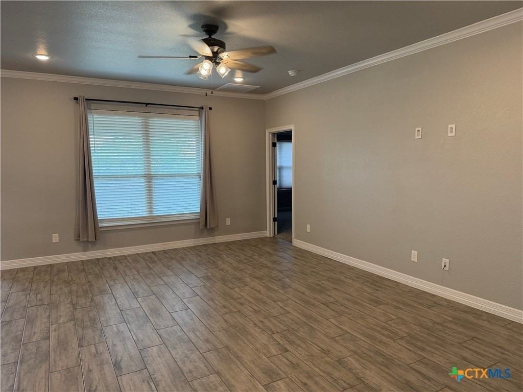 2106 Blackhawk Loop - Photo 3 of 22