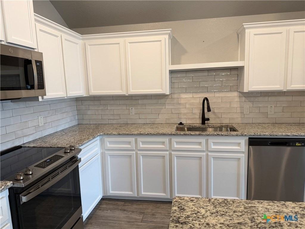 2106 Blackhawk Loop - Photo 6 of 22