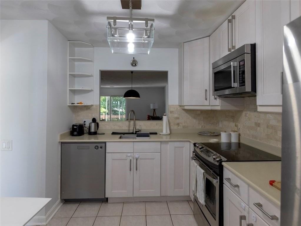 58 Scenic Dr - Photo 7 of 16