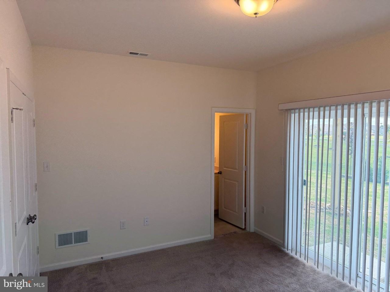 730 Rosler Way - Photo 3 of 20