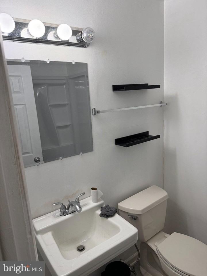 413 Homestead Rd #A - Photo 3 of 7