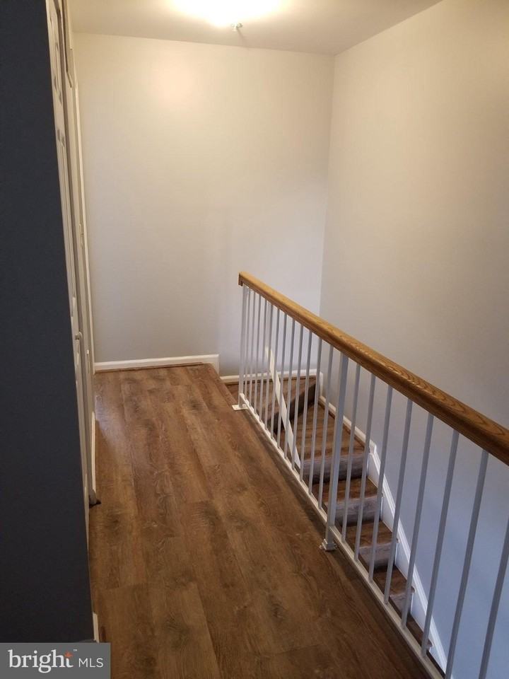 2071 Pawlet Dr - Photo 6 of 20