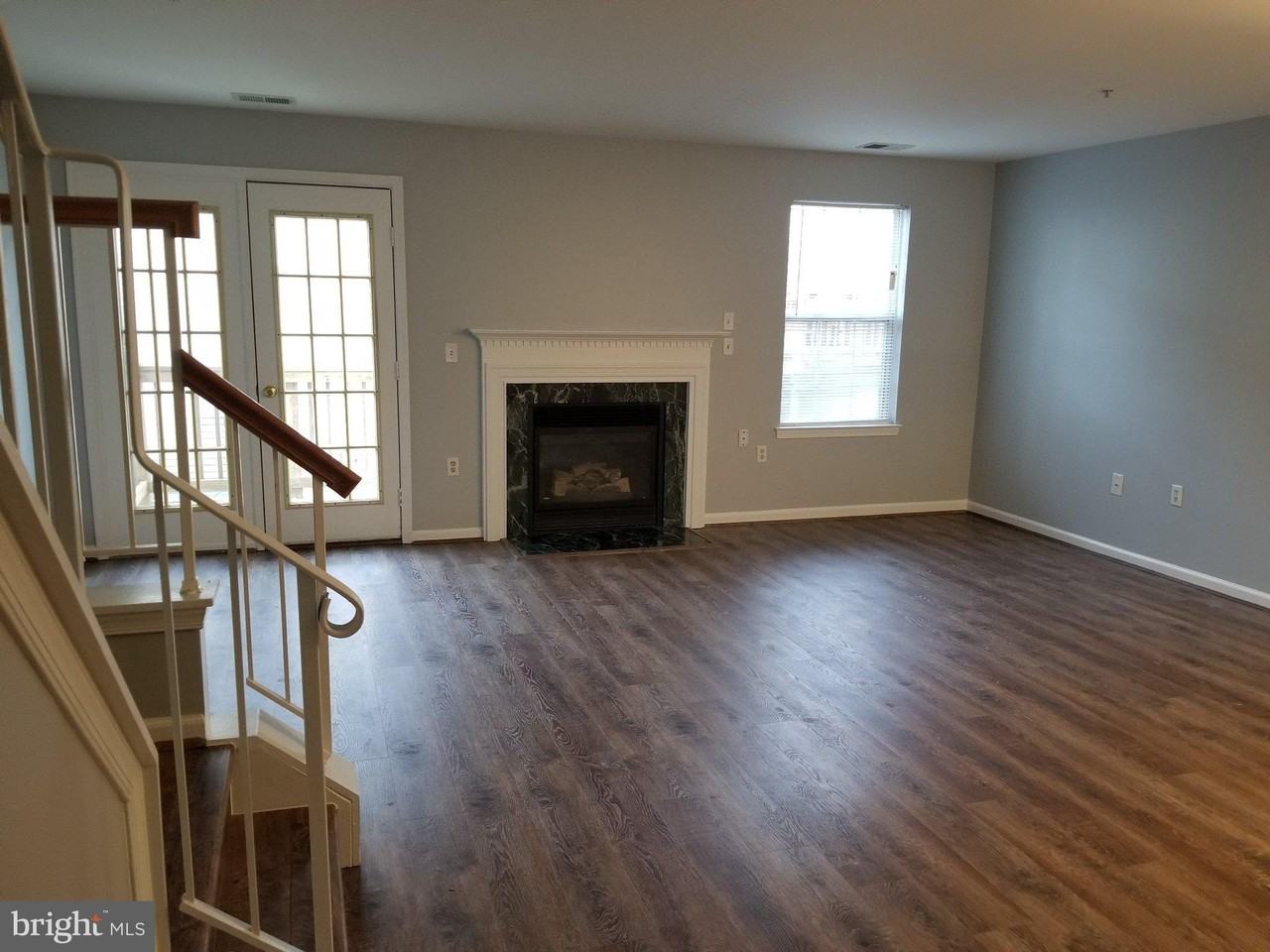 2071 Pawlet Dr - Photo 7 of 20