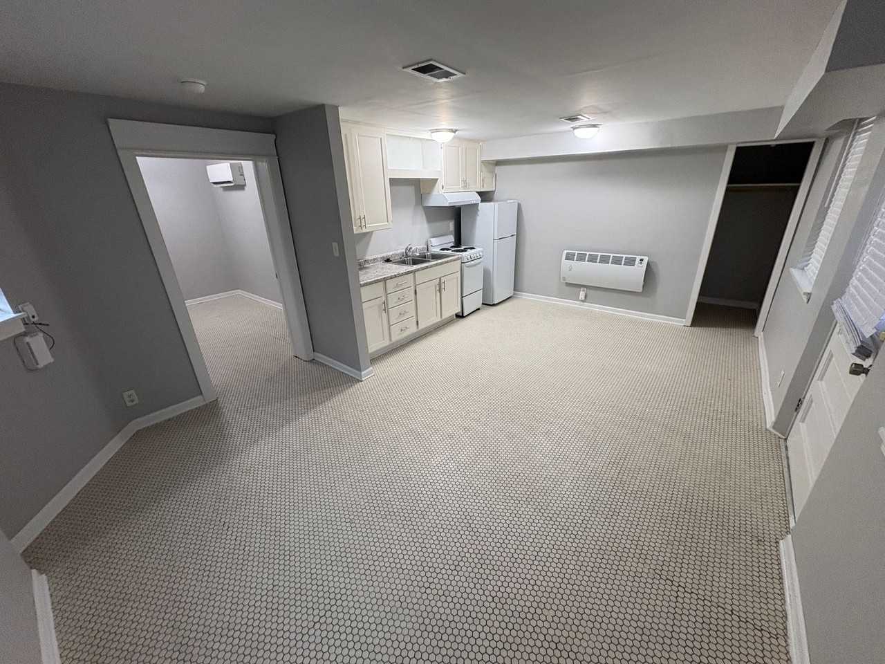 1700 Garfield - Photo 4 of 28