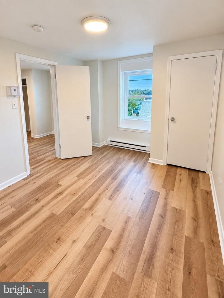 213 Main St #301 - Photo 7 of 13