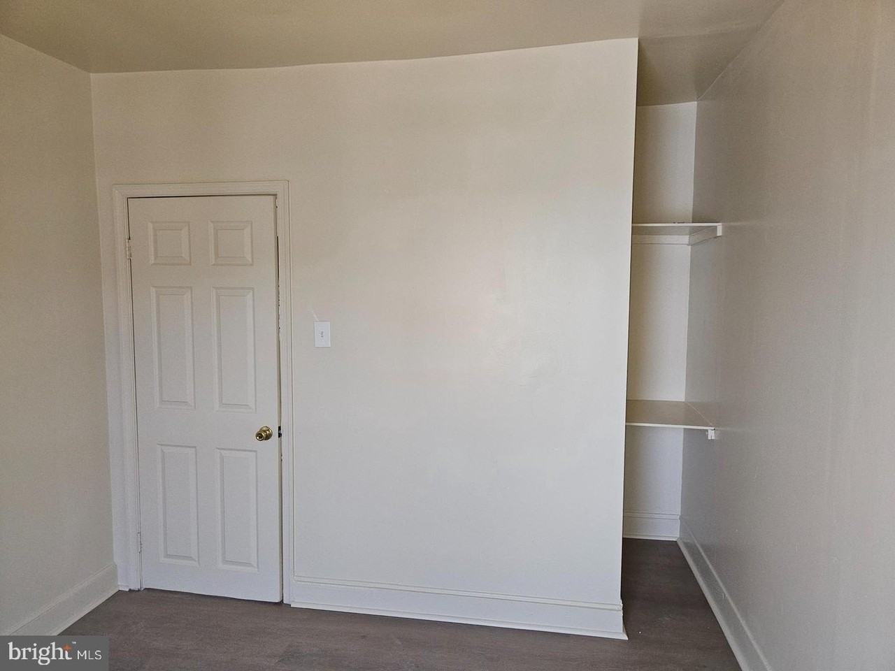 2919 N 5th St #3rdFL - Photo 3 of 30