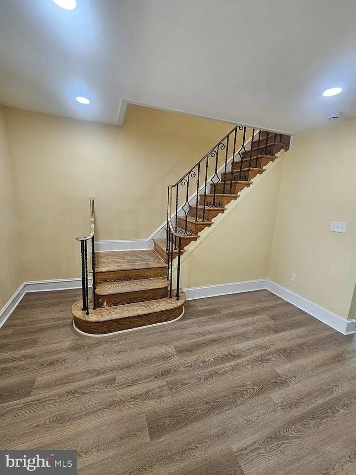 2126 S Norwood St - Photo 2 of 13