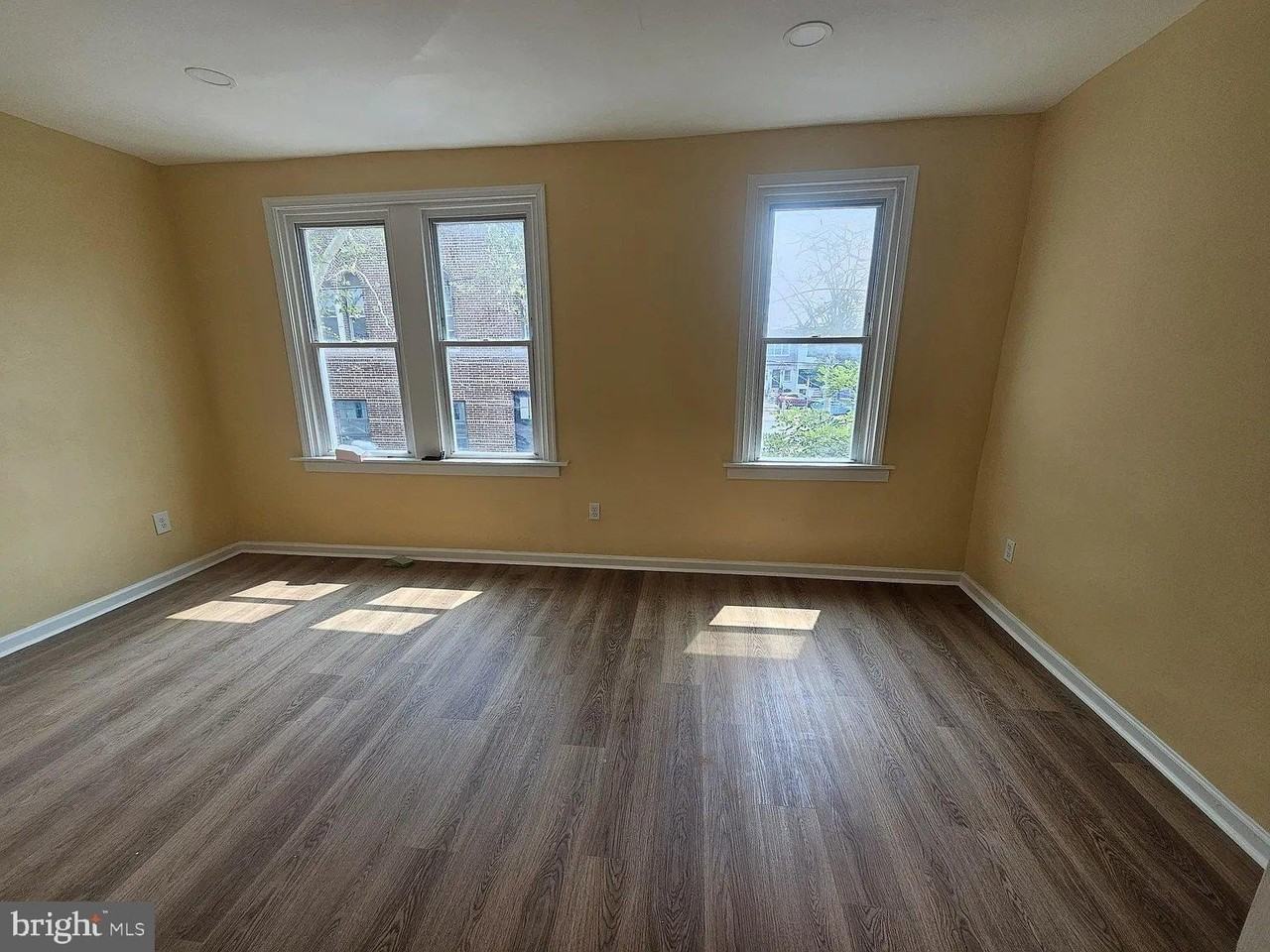 2126 S Norwood St - Photo 5 of 13