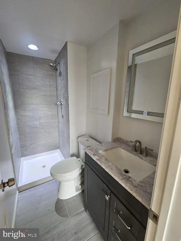 2126 S Norwood St - Photo 6 of 13