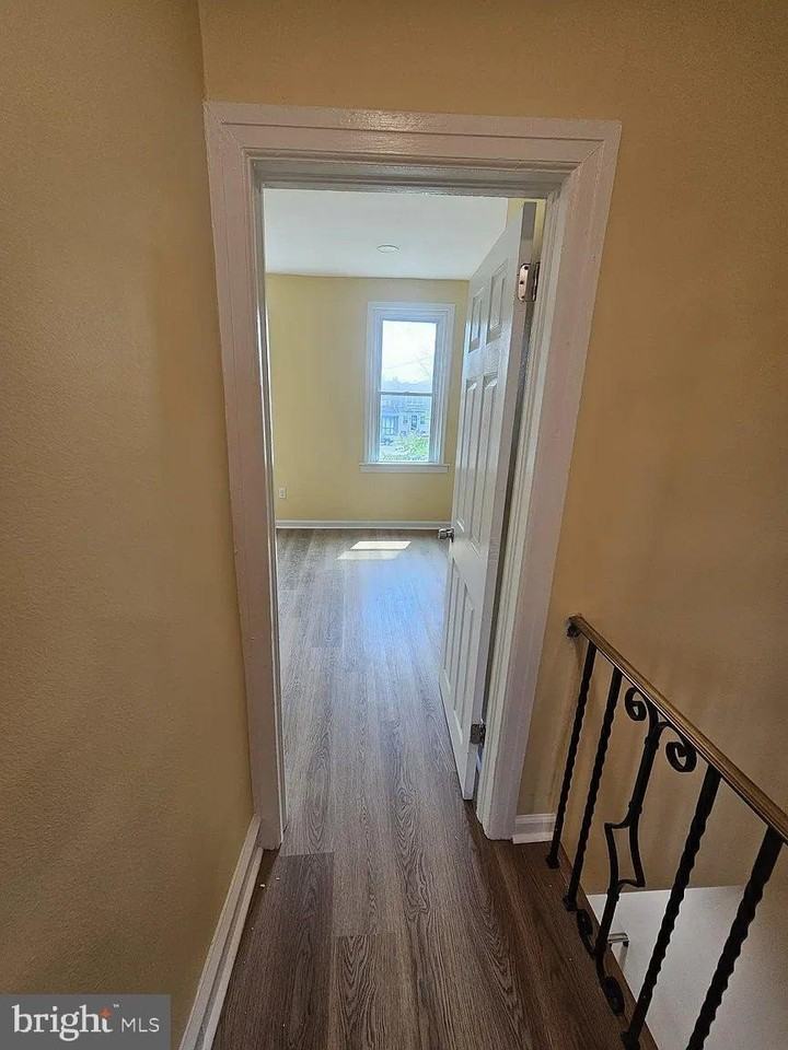 2126 S Norwood St - Photo 7 of 13