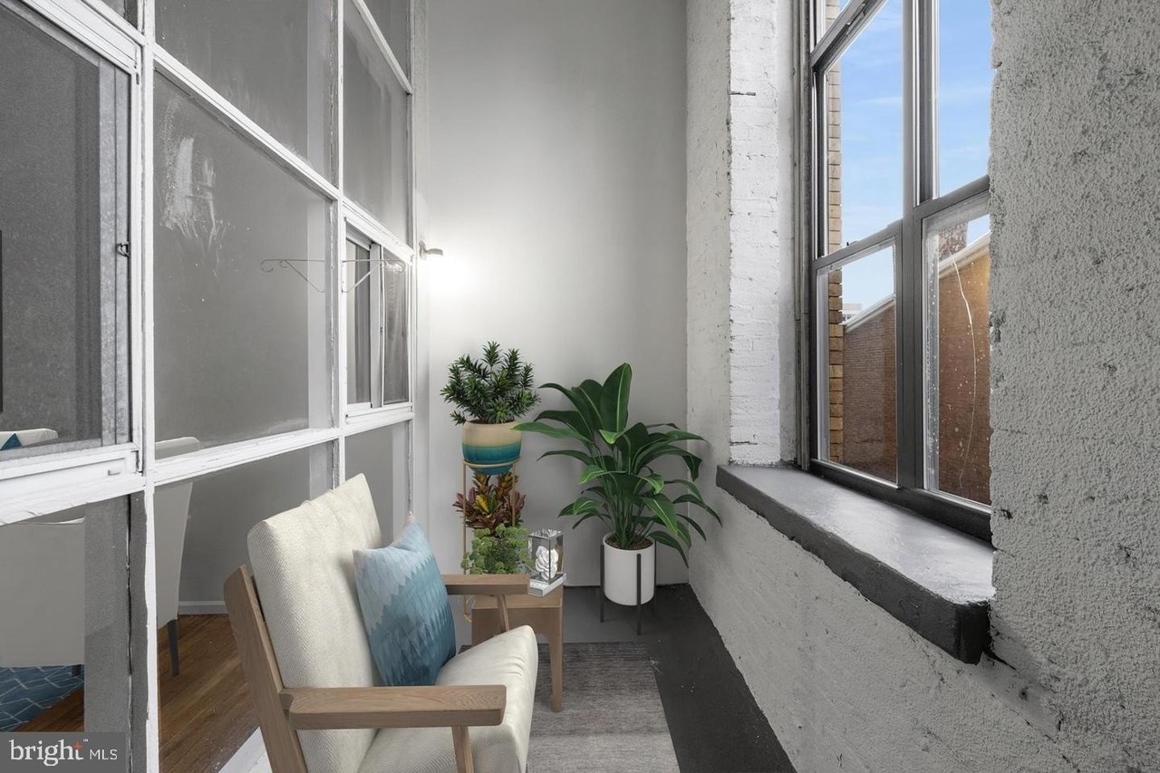 1329 Lombard St #311 - Photo 4 of 27