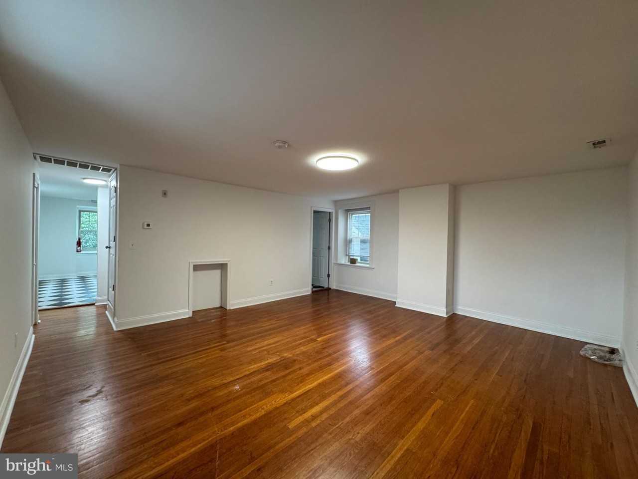 6316 Germantown Ave #C - Photo 4 of 15