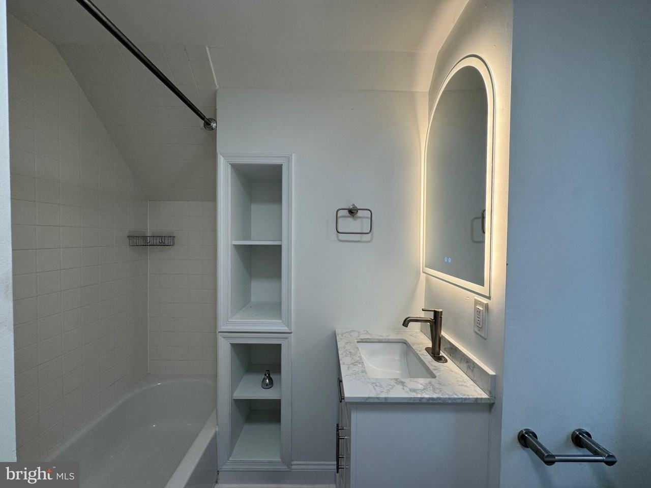 6316 Germantown Ave #C - Photo 7 of 15