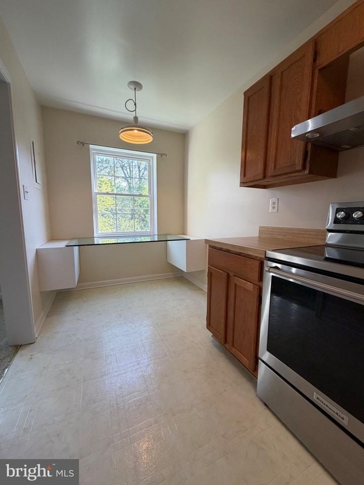 1904 Key Blvd #9455 - Photo 5 of 18