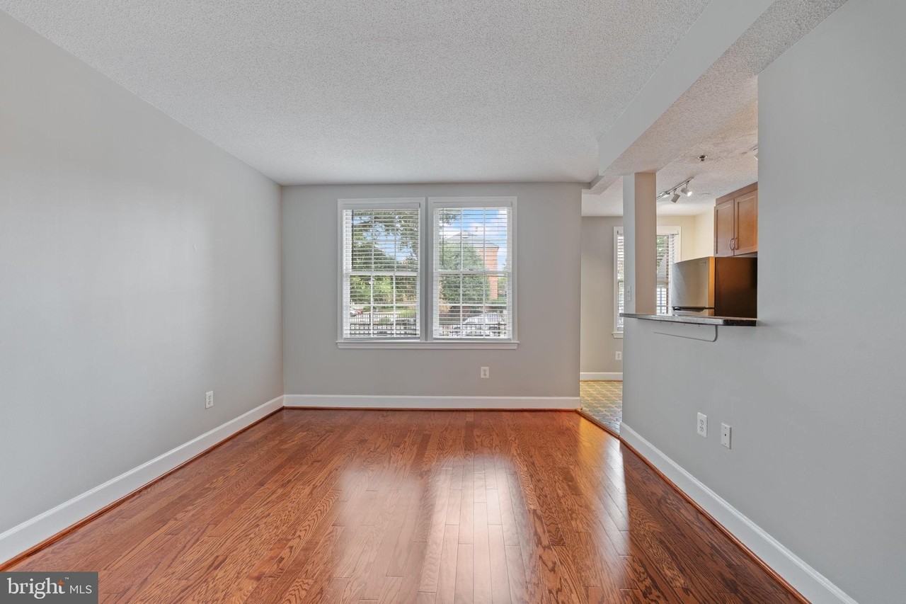 502 Bashford Ln #3213 - Photo 6 of 32