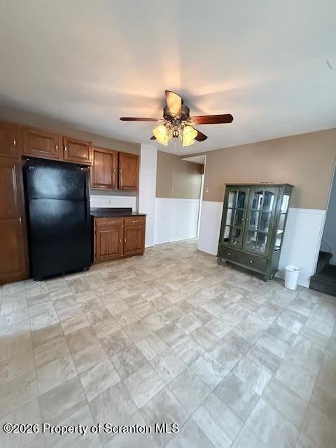 1275 Loomis Ave - Photo 5 of 15