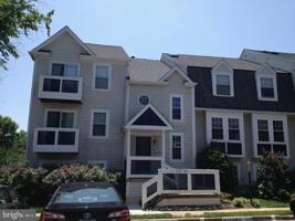 featured image of 12948 Grays Pointe Rd