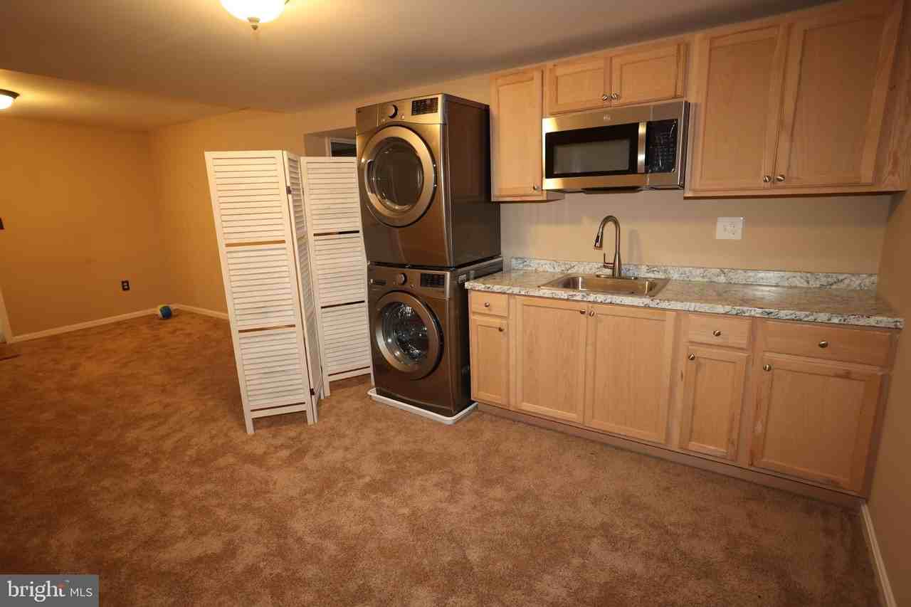 3094 Fennegan Ct - Photo 5 of 10